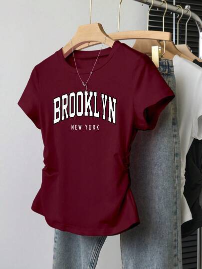 Damen Crop-T-Shirt mit figurbetontem Schnitt und modernem Design Echo Archiv