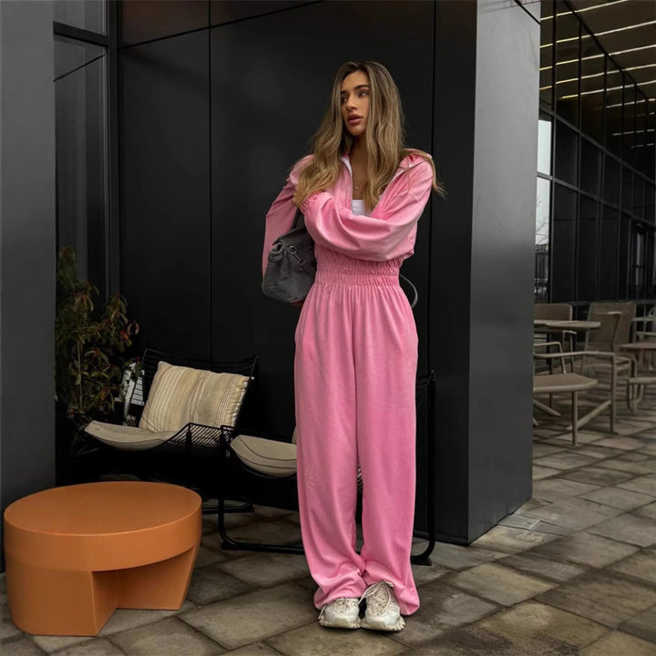 Damen Samt-Jumpsuit mit weitem Bein, elastischer Taillenpartie und Stehkragen – Solévia