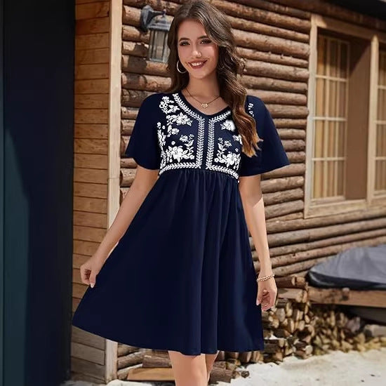 Damen Besticktes Empire-Kleid mit V-Ausschnitt, Kurzärmeln und ausgestelltem Rock Echo Archiv