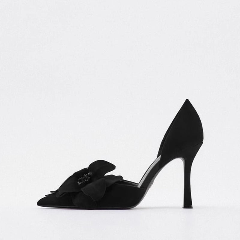 Damen Spitz zulaufende Abend‑D'Orsay‑Pumps mit handgefertigter 3D‑Blütenapplikation und sculpted Stiletto – Lioré