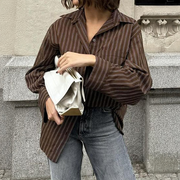Damen nan lässiges Oversize-Hemd mit feinen Nadelstreifen, Hemdkragen und Brusttasche Echo Archiv