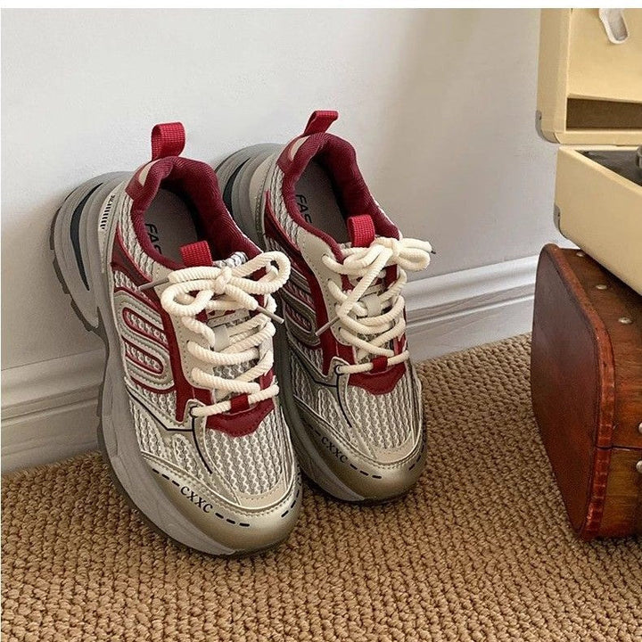 Damen Sportliche Trend-Sneaker mit modischen Akzenten und rutschfester Sohle Echo Archiv
