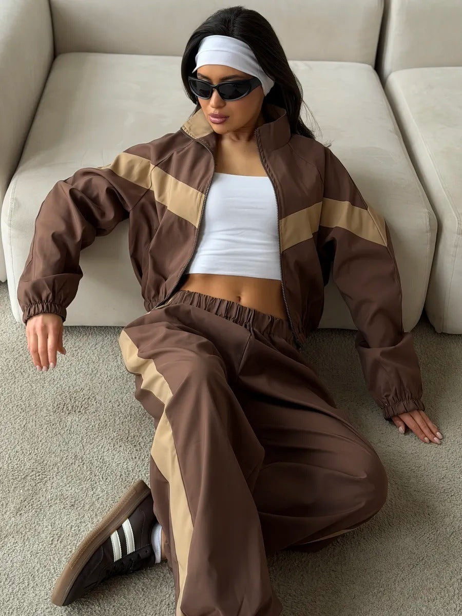 Damen Zweiteiliges Track-Set mit Cropped-Windjacke und weitem Jogger Echoarchiv