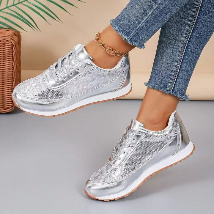 Damen modische Sneaker mit schimmerndem Obermaterial und rutschfester Sohle – Névara