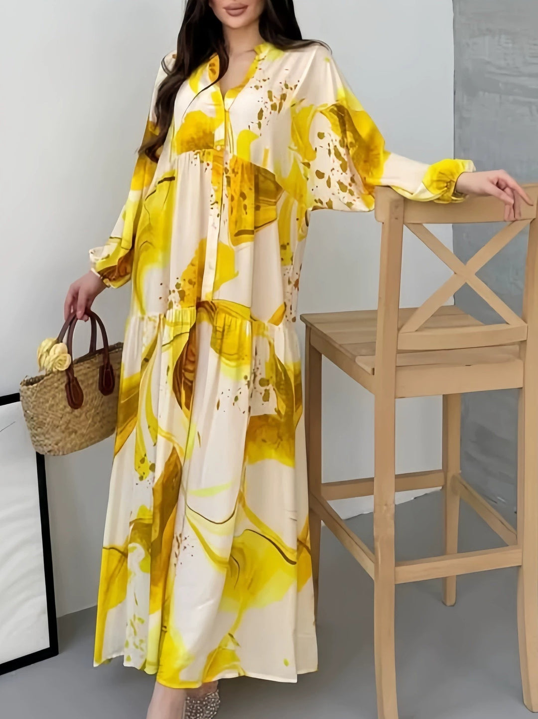 Damen Fließendes Maxikleid mit Stufenrock, überschnittenen Ballonärmeln und Stehkragen – Valéora