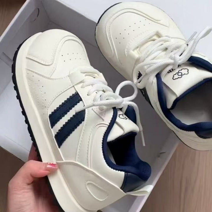 Damen Sportliche Sneaker mit innovativer Dämpfung und atmungsaktiver Konstruktion Echo Archiv