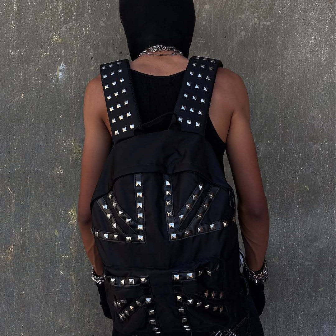 Damen Stilvolle Rucksack mit Nieten-Design Echo Archiv