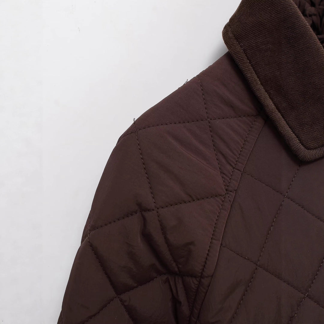 Damen Gesteppte Boxy‑Übergangsjacke mit Cordkragen und Pattentaschen Echoarchiv