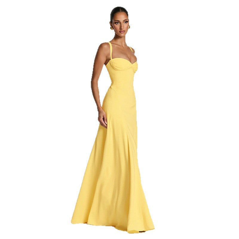 Damen Elegantes und figurbetontes Abendkleid mit drapierten Cups Echo Archiv