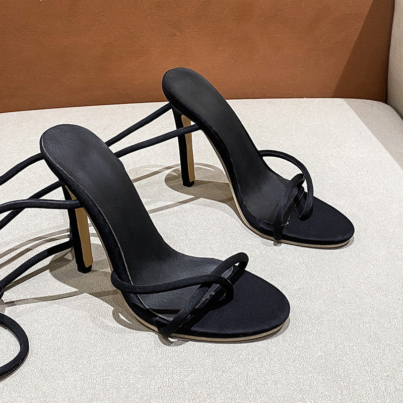 Damen nan Riemchen-Sandalette mit gewundenen Schnürriemen, schlankem Stilettoabsatz und gepolstertem Komfortfußbett Echo Archiv