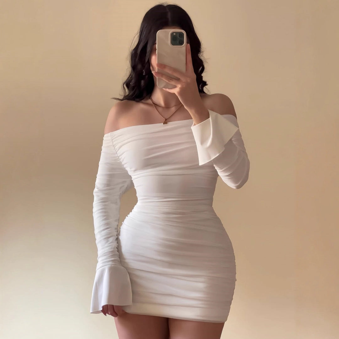 Damen Off-Shoulder Minikleid mit Rüschendetails und figurbetontem Schnitt Echo Archiv
