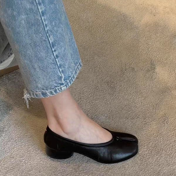 Damen Ballerinas mit spezieller Zehenöffnung und komfortablem Blockabsatz Echoarchiv