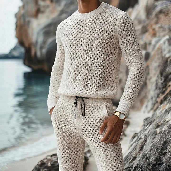 Herren Strukturstrick-Pullover mit feinmaschigem Lochmuster und Rundhals Echoarchiv