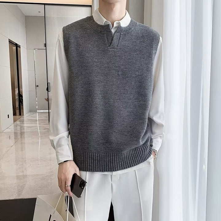 Herren Moderner Grobstrickpullover ohne Ärmel Echoarchiv