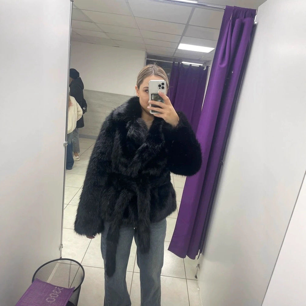 Damen Kurzmantel aus langflorigem Faux-Fur mit taillierendem Bindegürtel Echo Archiv