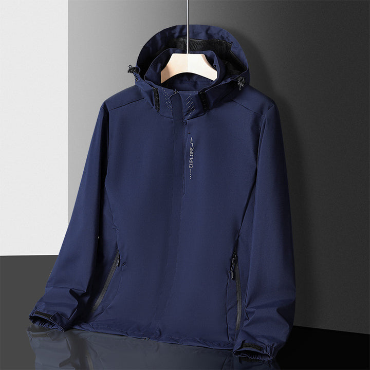 Herren Leichte technische Regenjacke mit Kapuze und dezenter Camouflage‑Textur – Taviero