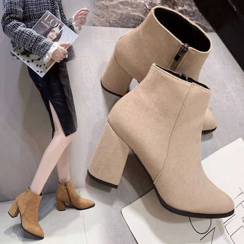 Damen Elegante Stiefeletten mit blockierendem Absatz Echo Archiv