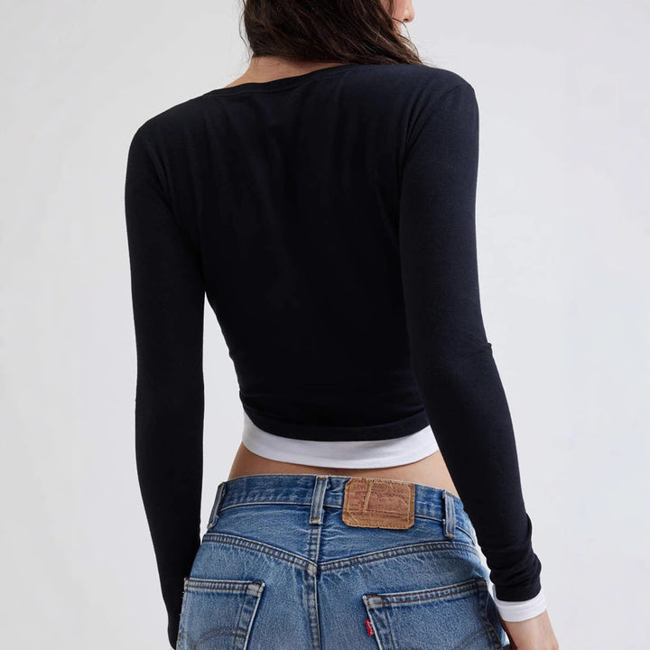 Damen Cropped-Langarmshirt mit eckigem Ausschnitt und kontrastbündchen – Avérine