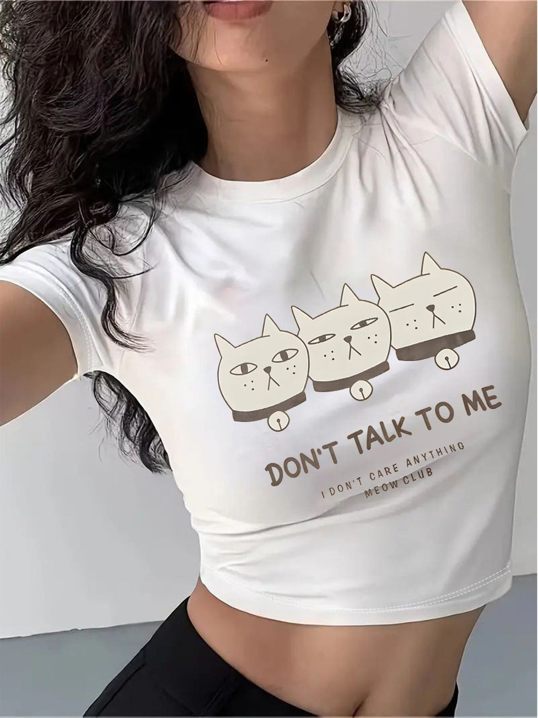 Damen Crop-T-Shirt mit inspirierendem Statementdruck Echo Archiv