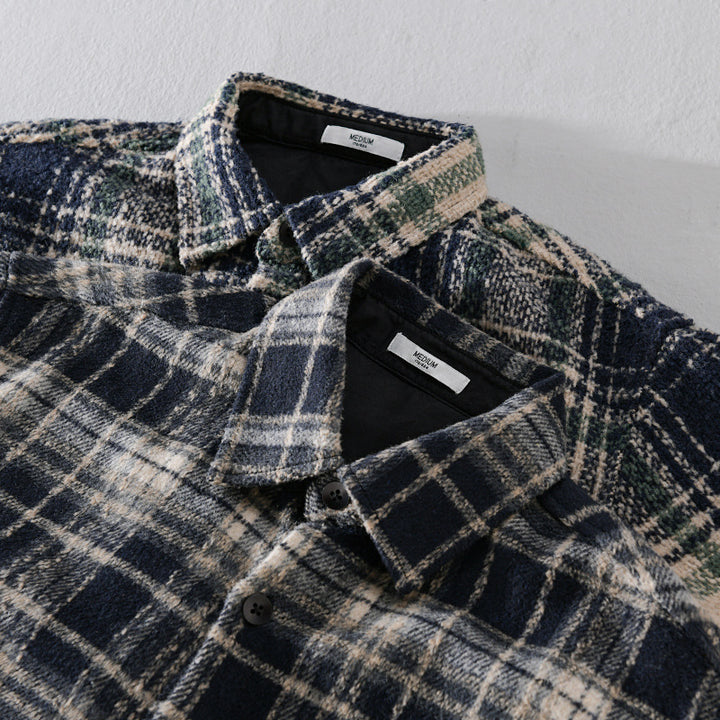 Herren Karierter Overshirt aus Teddyfleece mit aufgesetzter Brusttasche und verdeckter Knopfleiste Echoarchiv
