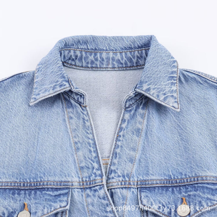 Damen Tailliertes Jeanskleid mit Bindegürtel, Hemdblusenkragen und Pattentaschen Echo Archiv