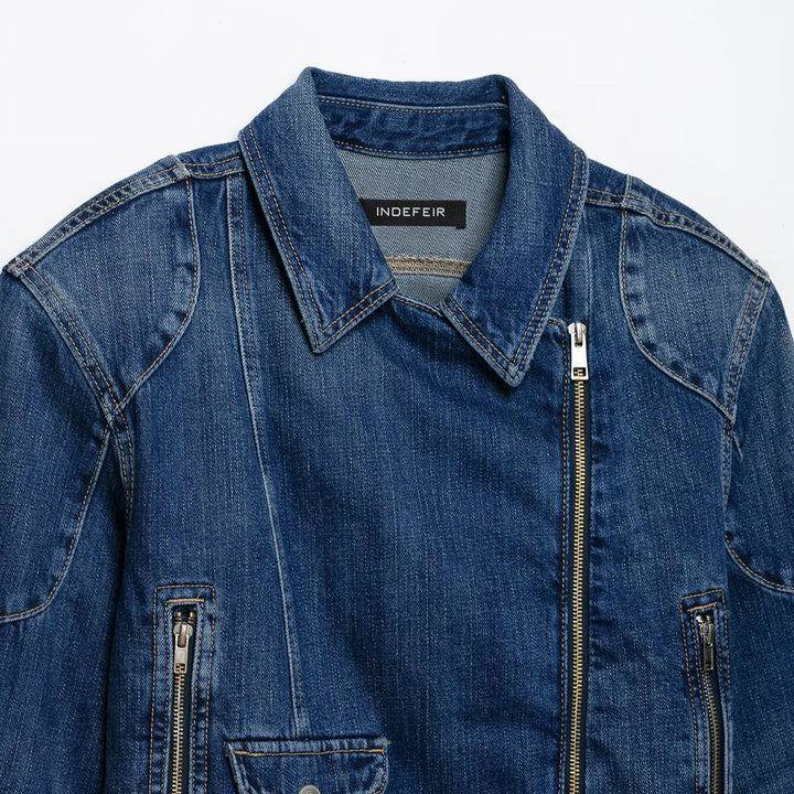 Damen Kurze Denim-Bikerjacke mit Gürtel und asymmetrischem Reißverschluss Echoarchiv