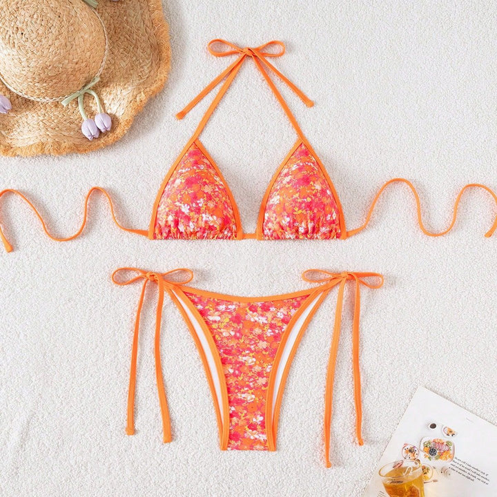 Damen verspielter Triangel-Bikini mit seitlichen Bindebändern Echo Archiv