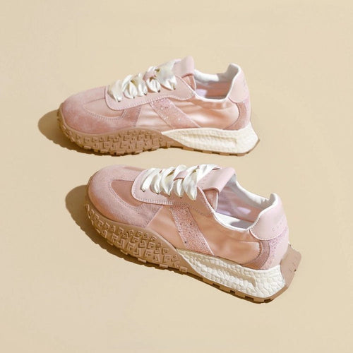 Damen Sportliche Sneakers mit glitzernden Akzenten und futuristischem Design Echo Archiv