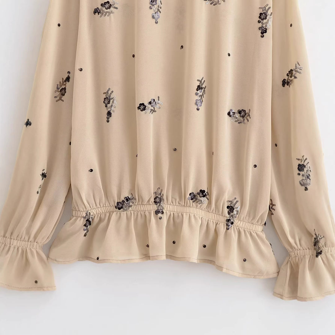Damen Chiffonbluse mit floraler Pailletten-Stickerei, Stehkragen und geraffter Taillenpasse Echoarchiv
