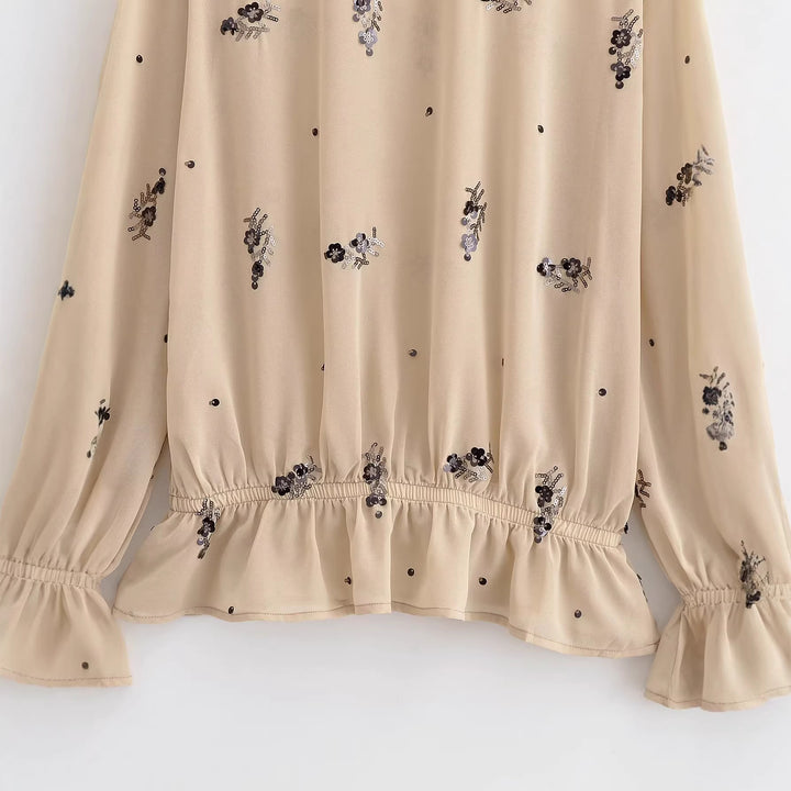 Damen Chiffonbluse mit floraler Pailletten-Stickerei, Stehkragen und geraffter Taillenpasse Echoarchiv