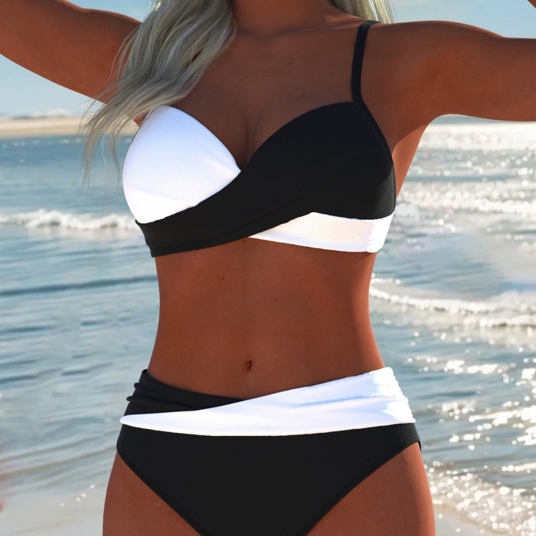 Damen Bikini-Set mit raffiniertem Wickeldesign und kontrastierenden Farben Echo Archiv