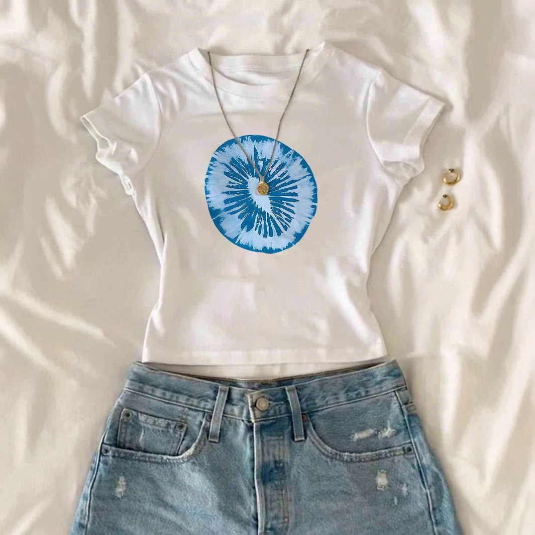 Damen T-Shirt mit kreativem grafischen Design und urbanem Statement Echo Archiv
