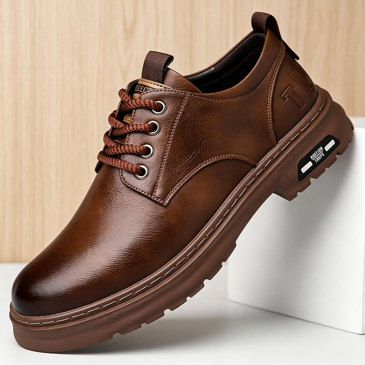 Herren Elegante und stilvolle Schnürschuhe Echoarchiv