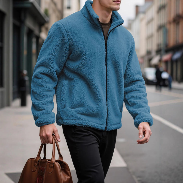 Herren kuschelige Fleecejacke mit hohem Kragen und praktischen Taschen Echoarchiv