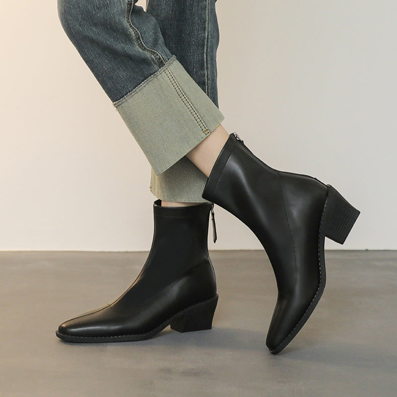 Damen Minimalistische Sock‑Ankleboot aus Glattleder mit hinterem Reißverschluss und sculpted Blockabsatz Echo Archiv