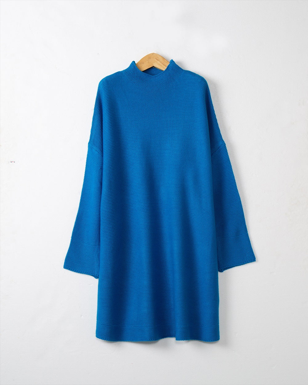 Damen Oversize Strick-Tunika mit kurzem Stehkragen und überschnittener Schulter Echo Archiv