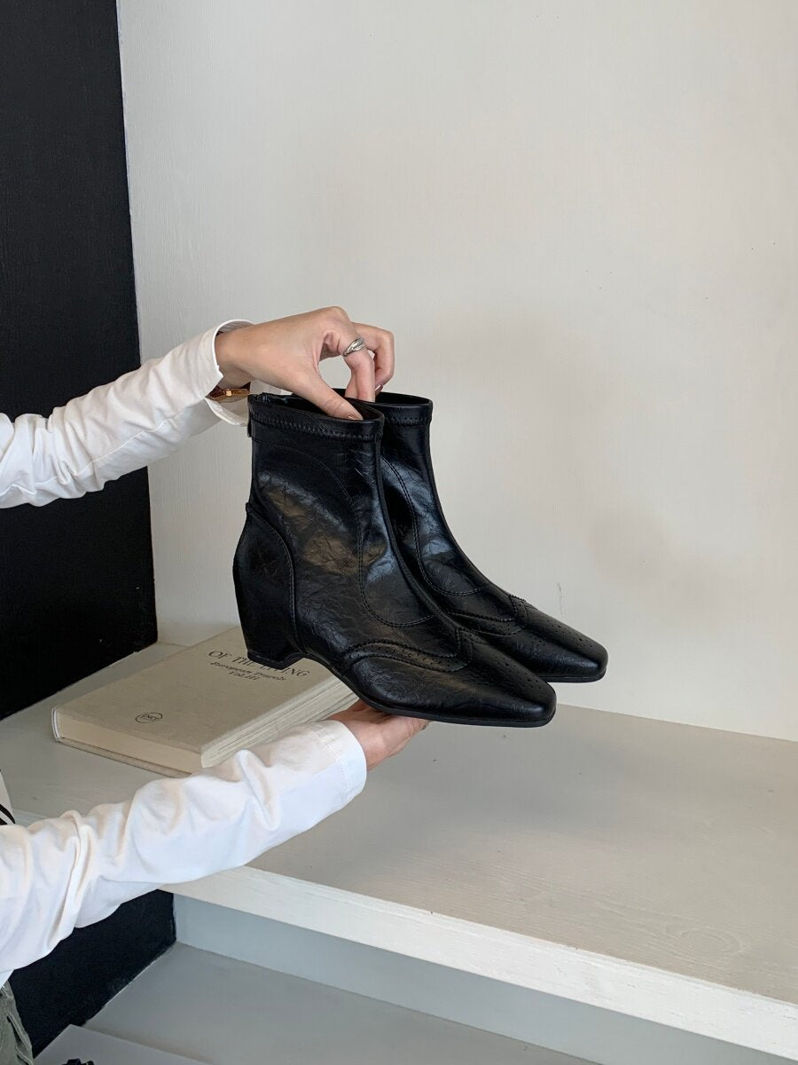 Damen Elegante und bequeme Stiefeletten mit Blockabsatz Echo Archiv