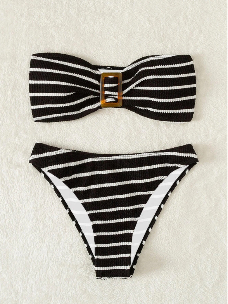 Damen Bandeau-Bikini mit modischem Streifenmuster und dekorativer Schnalle Echo Archiv