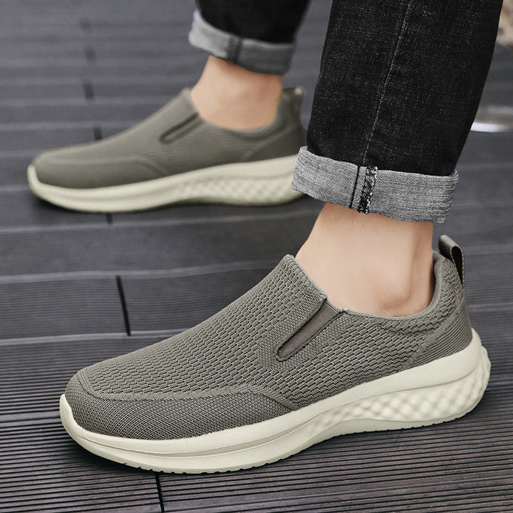 Unisex nan nahtloser Schlupfsneaker mit viskoelastischem Fußbett, flexibler Dämpfungssohle und atmungsaktivem Strickoberteil Echo Archiv