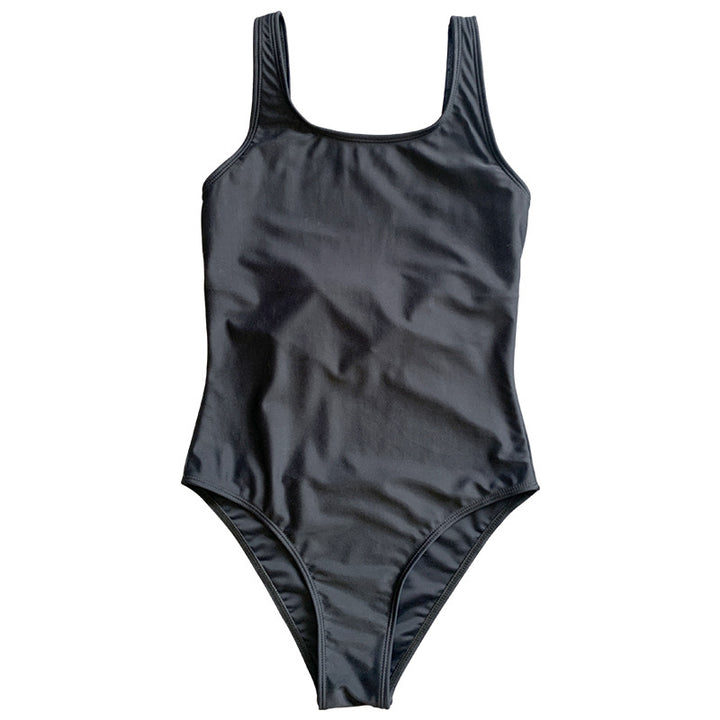 Damen Einteiler Badeanzug mit sportlichem Schnitt und hohem Beinausschnitt Echo Archiv