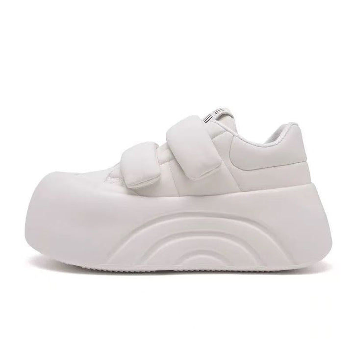 Damen Plateausneaker mit praktischen Klettverschlüssen und ergonomischer Sohle Echo Archiv
