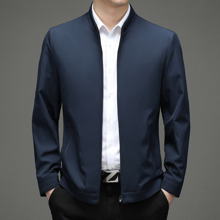 Herren modische Übergangsjacke mit stylishem Stehkragen und praktischen Taschen Echoarchiv