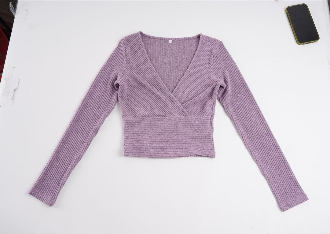 Damen Tailliertes Rippstrick-Wrap-Top mit tiefem V-Ausschnitt Echo Archiv