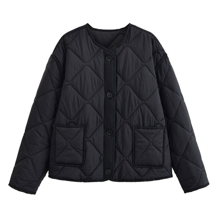 Damen 20+ gesteppte Overshirt-Jacke mit Rundhals, durchgehender Knopfleiste und aufgesetzten Taschen Echo Archiv
