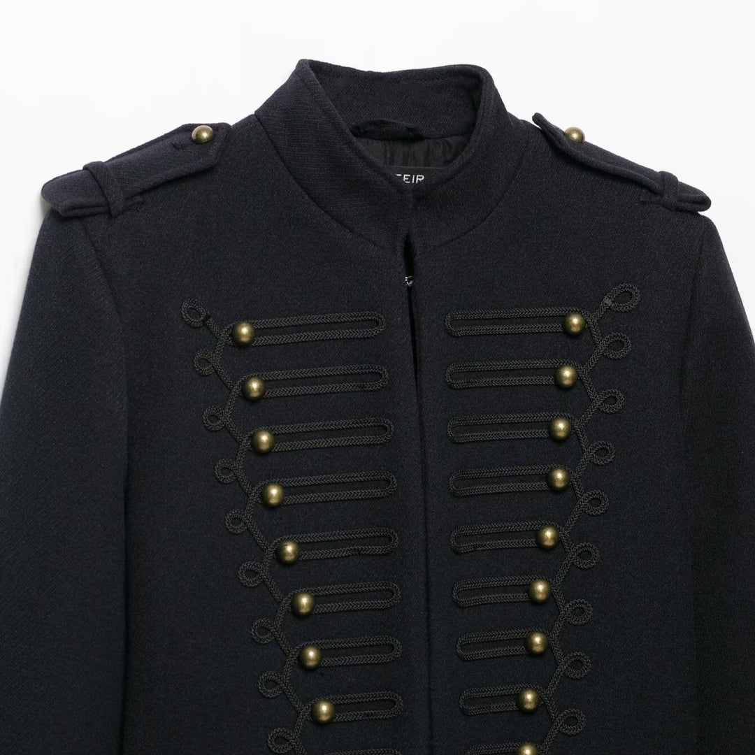 Damen Schmale Militär-inspirierte Kurzjacke mit Kordelverzierung und Messingknöpfen Echoarchiv