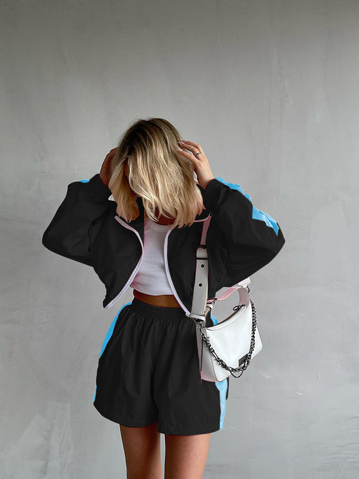 Damen nan kurzes Sport-Trackset mit Crop-Zip Jacke und elastischer Highwaist-Shorts Echo Archiv