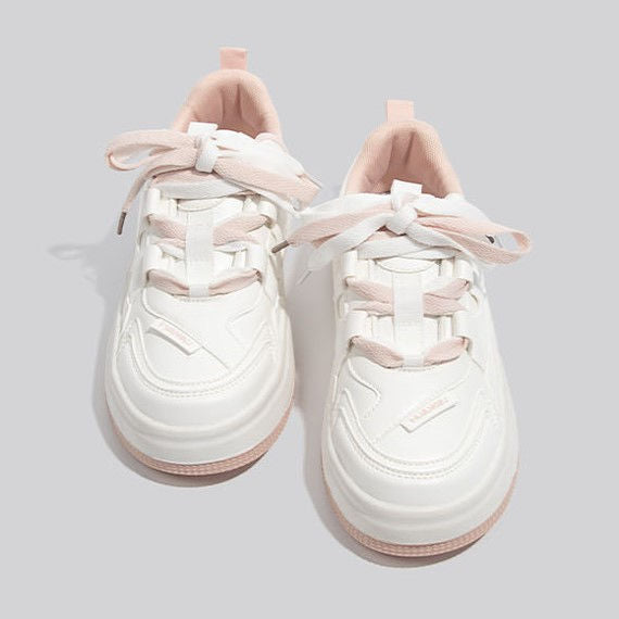Damen Komfortable Freizeitsneaker mit dämpfender Sohle und stylischem Design Echo Archiv