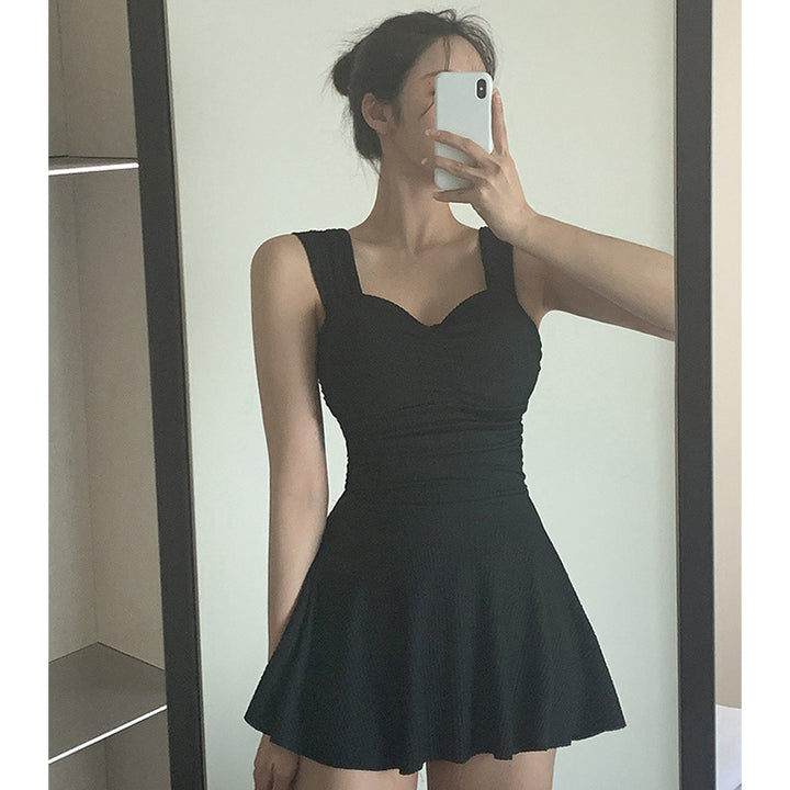 Damen Elegantes Strandkleid mit Raffungen Echo Archiv
