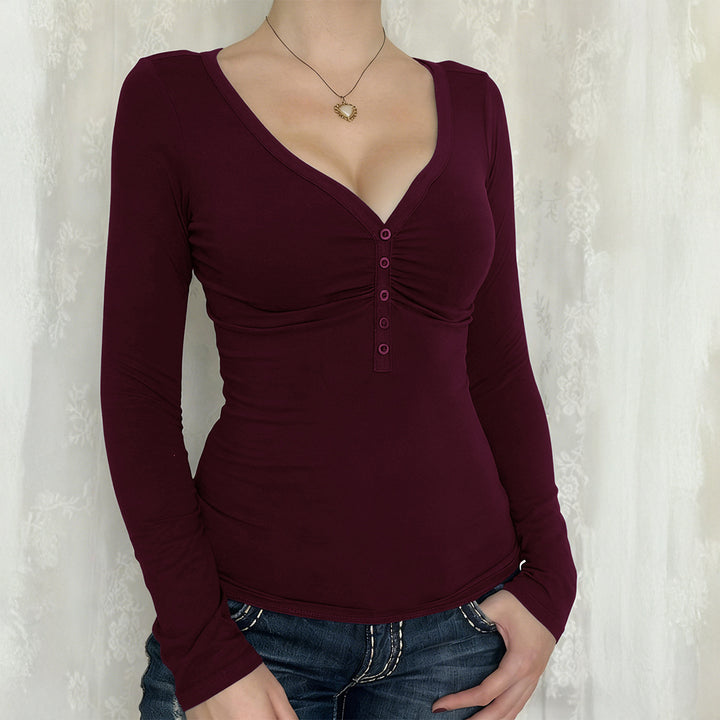 Damen tailliertes Langarmshirt mit geraffter Knopfleiste und tiefem V-Ausschnitt – Maréline