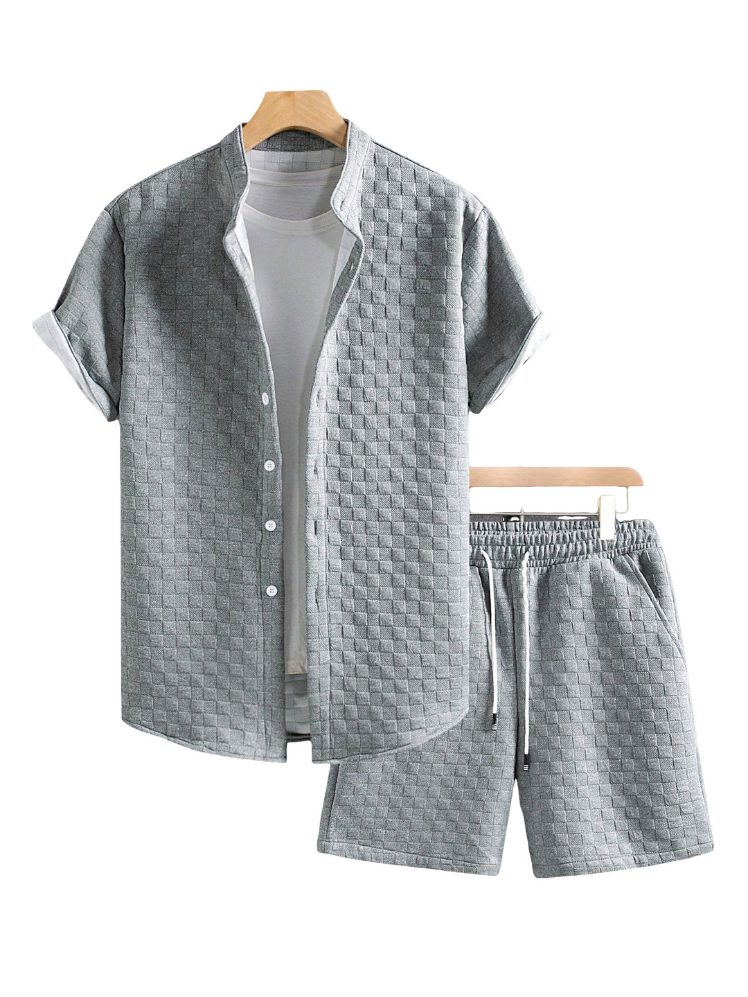 Herren nan zweiteiliges Sommerensemble mit Stehkragen-Hemdjacke und elastischen Komfort-Shorts in geprägter Karo-Textur Echo Archiv